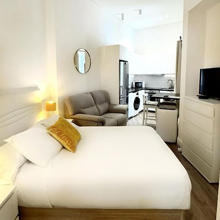 Delightful City Centre Studio Clarendon Apartment - Grand Central House 直布罗陀 外观 照片